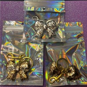 Leopard Print Keychain Set